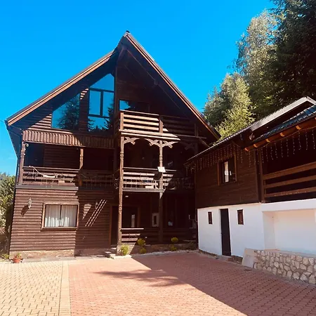 Rose House * Borsa (Maramures)